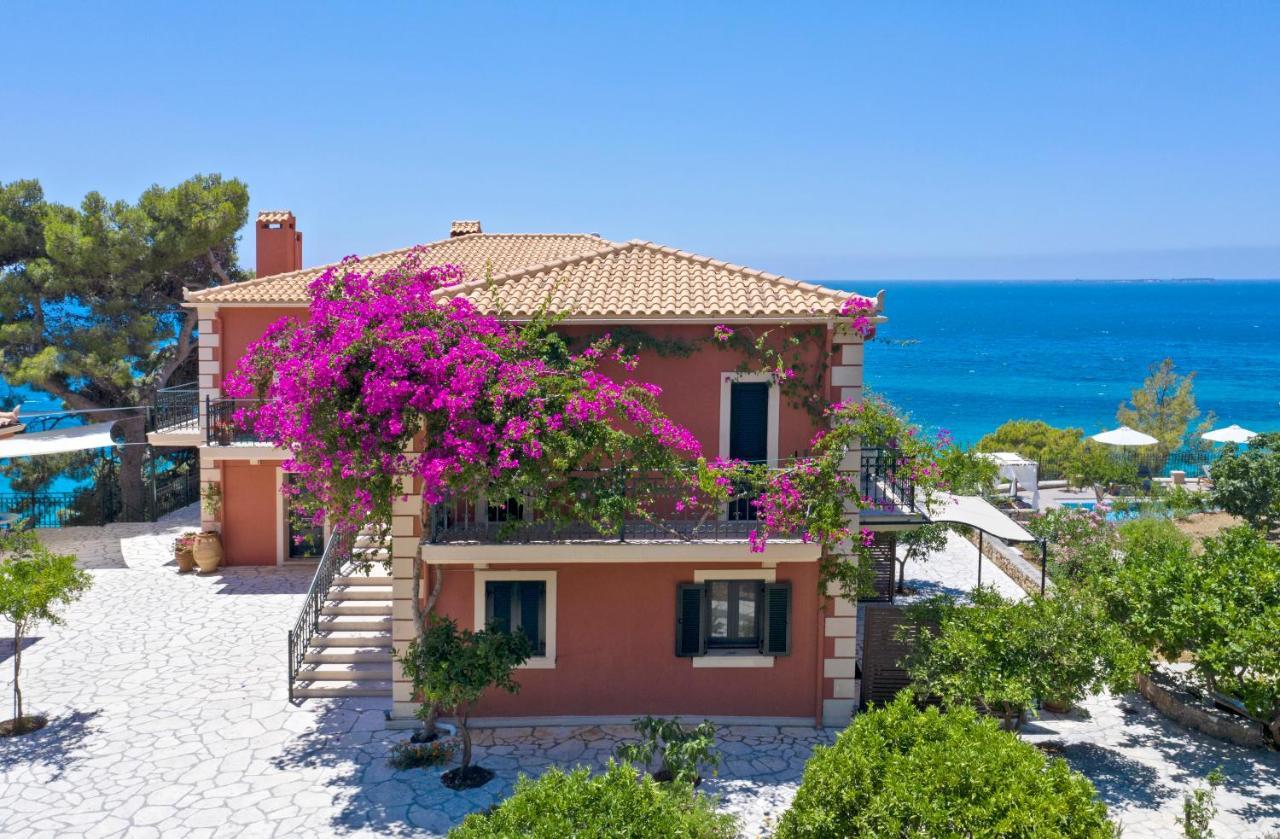 Avra Private Suites Lászi Kültér fotó