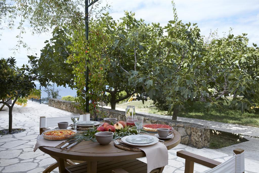 Avra Private Suites Lászi Kültér fotó