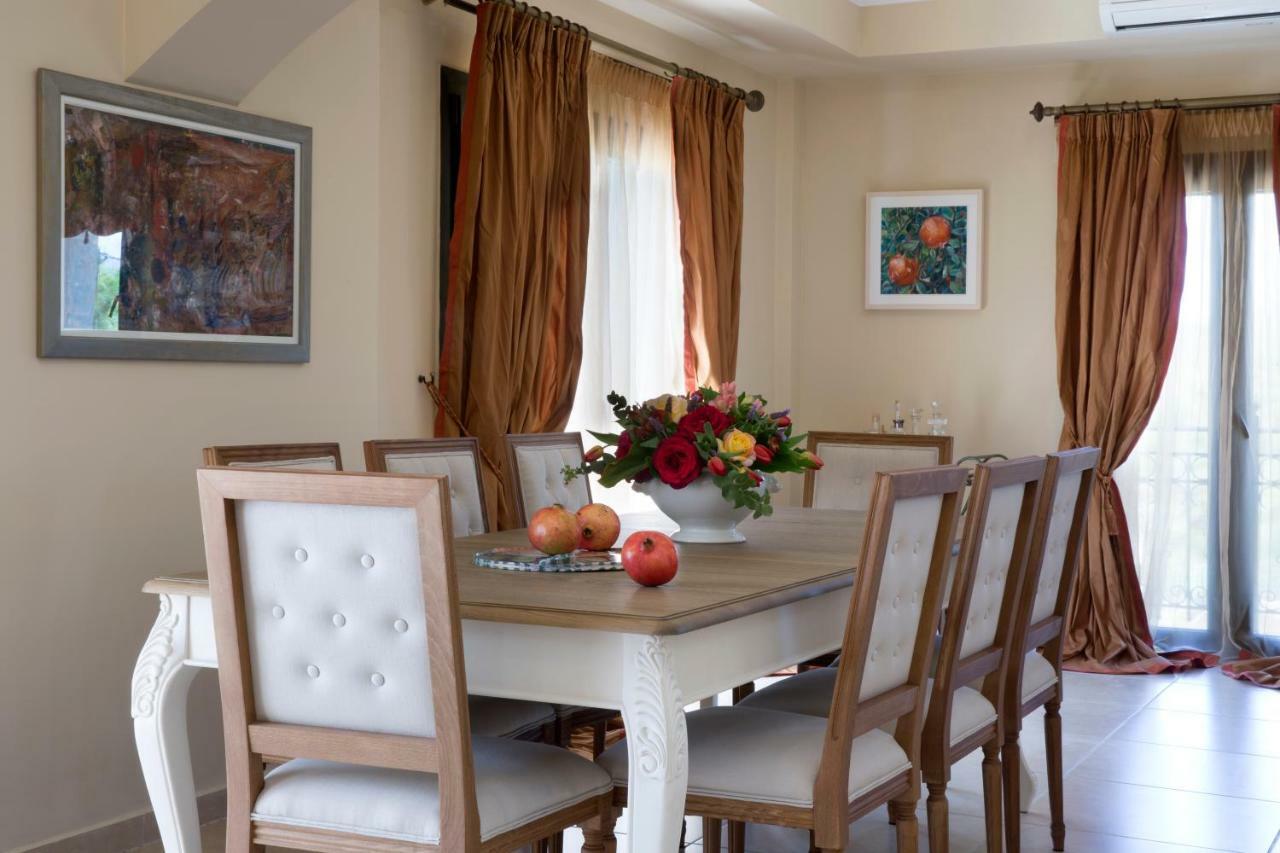 Avra Private Suites Lászi Kültér fotó