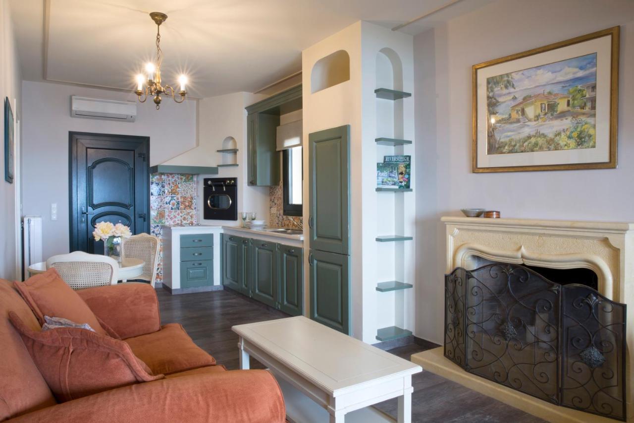Avra Private Suites Lászi Kültér fotó