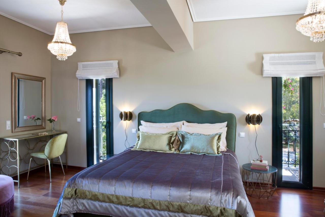 Avra Private Suites Lászi Kültér fotó